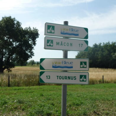 La Voie Bleue, Moselle-Saône à vélo : de Mont-les-Seurre à Mâcon 