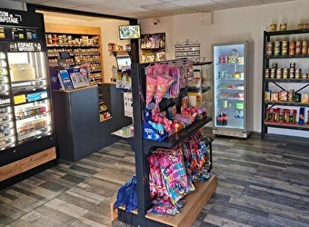 Presse - Epicerie - Château Sabrina - DAMEREY