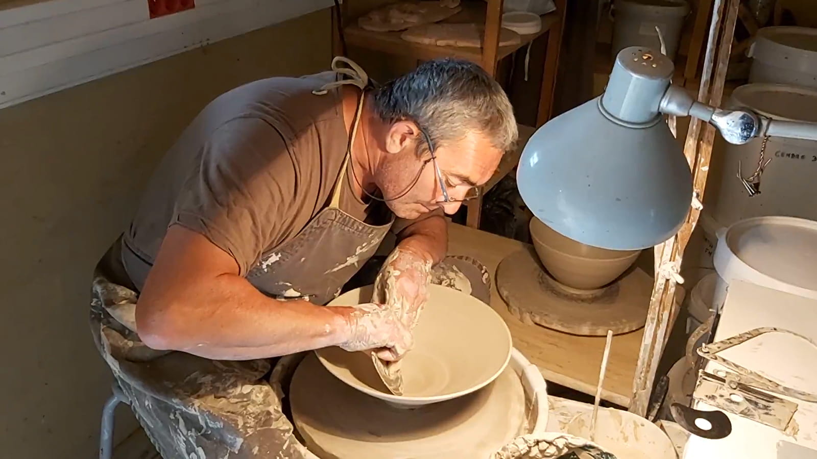 Instant découverte : découverte de l'atelier de poterie du Feu Eaux Arts Terres