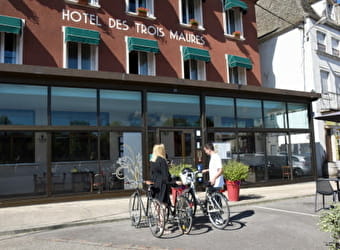 Les Trois Maures - VERDUN-SUR-LE-DOUBS
