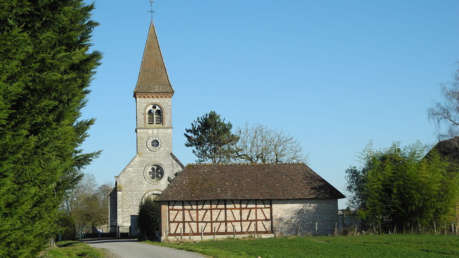 Eglise de la Nativité de la Vierge