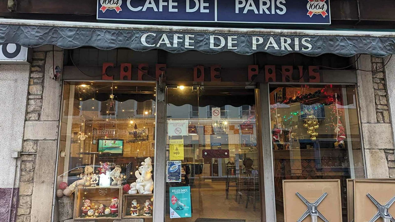 Le café de Paris